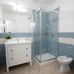 Un Mare Di Blu - Casa Cobalto Апартаменты Макари